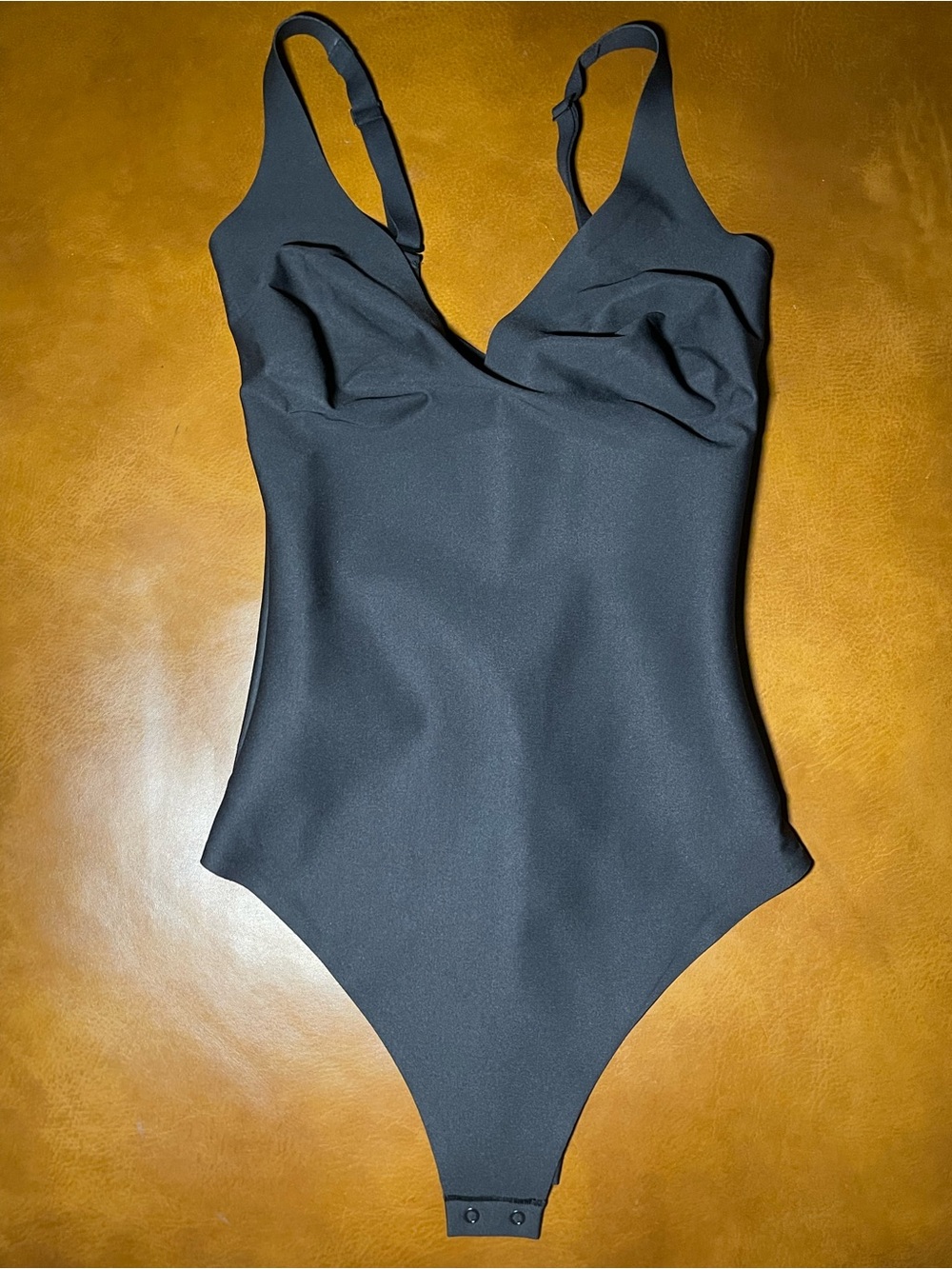 SKIMS Body CS Plunge Bodysuit | Onyx | Size L | NWT